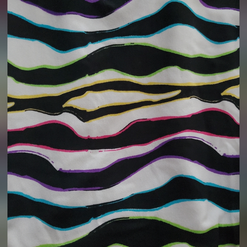 One piece bathing suit - Picture 2 of 4